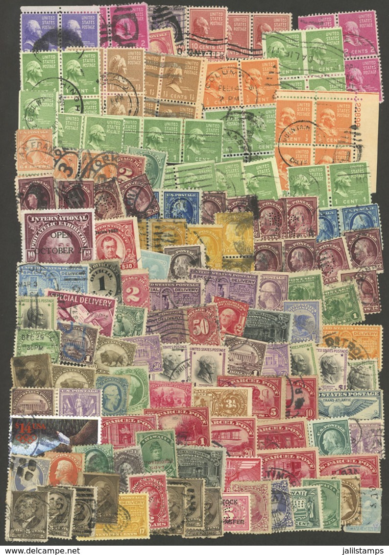 UNITED STATES: Lot Of Stamps And Sovuenir Sheets Of Varied Periods, Used Or Mint (they Can Be Without Gum), Some With Sm - Collections