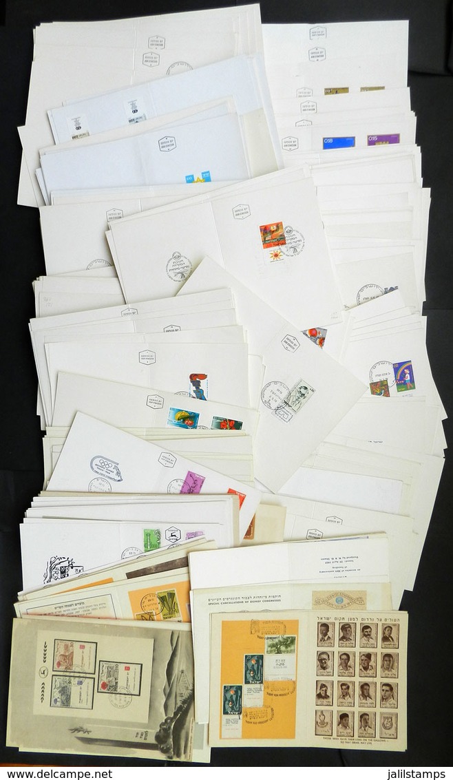 ISRAEL: Several Hundreds Souvenir Folders With Stamps Issued Between Circa 1956 To 1970, With Special Or First Day Postm - Sonstige & Ohne Zuordnung