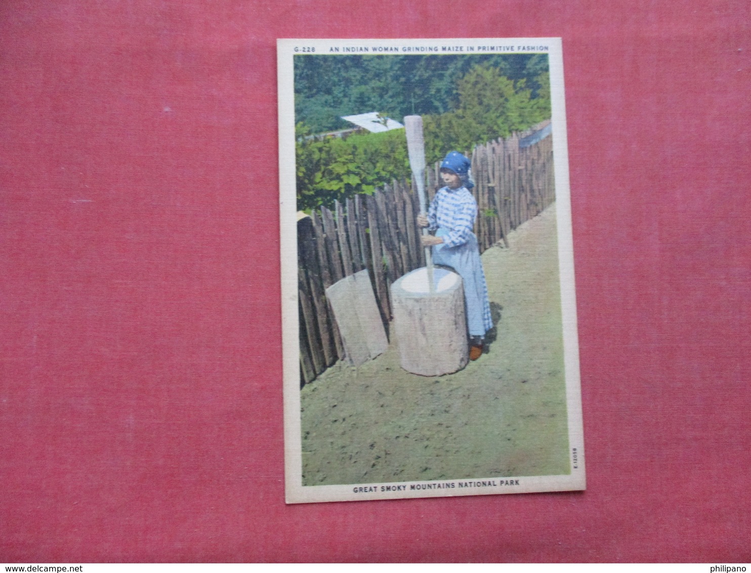 Indian Women Grinding Maize  Great Smokey Mountains National Park       Ref 3532 - Native Americans