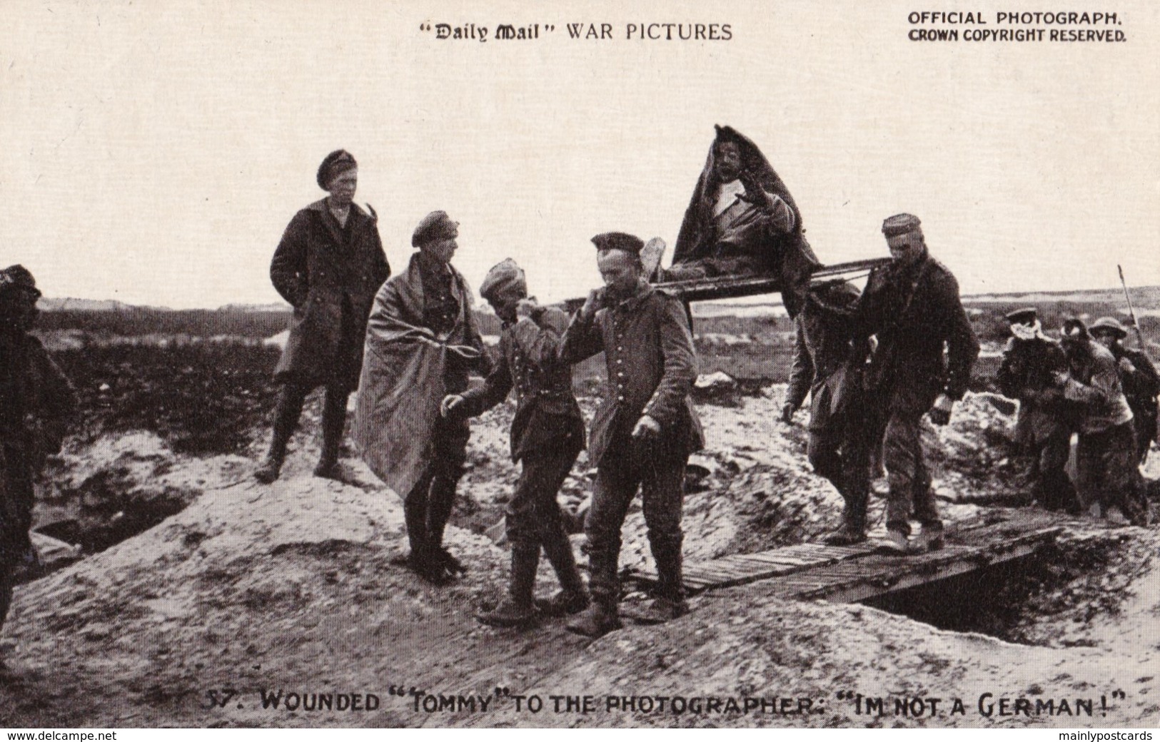 AQ54 Military - Daily Mail Battle Pictures 57 - Wounded Tommy - War 1914-18