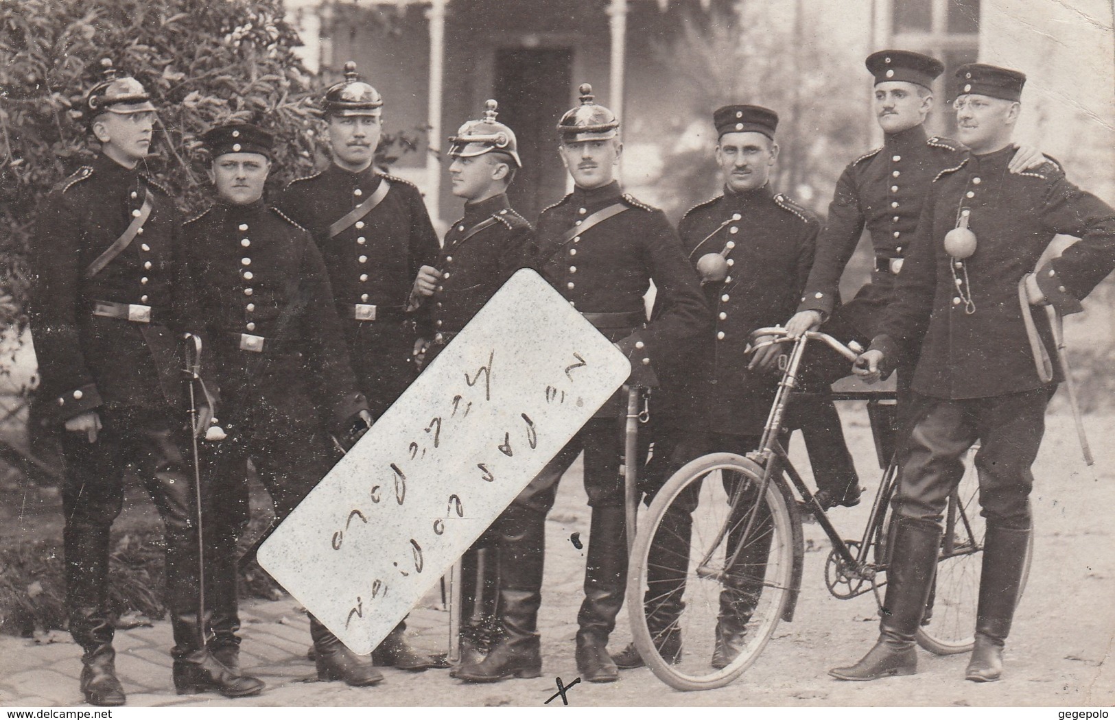 PIRNA -  Militaires Qui Posent En 1907    ( Carte-photo ) - Pirna