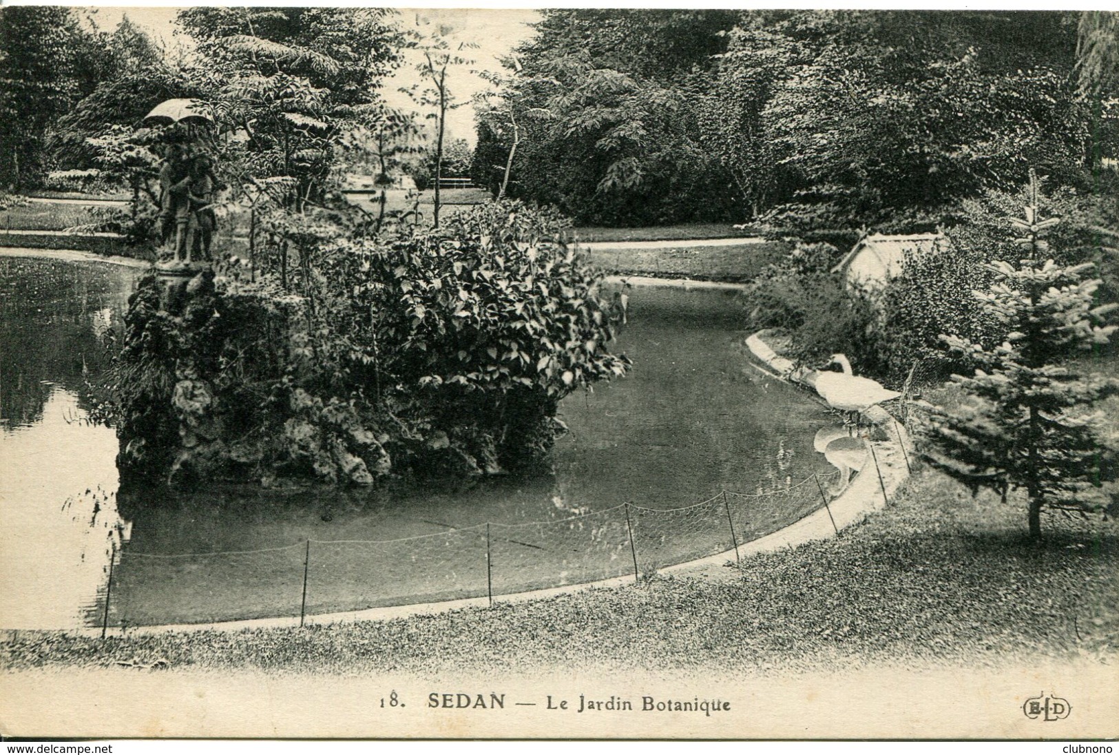 CPA -SEDAN - JARDIN BOTANIQUE - Sedan