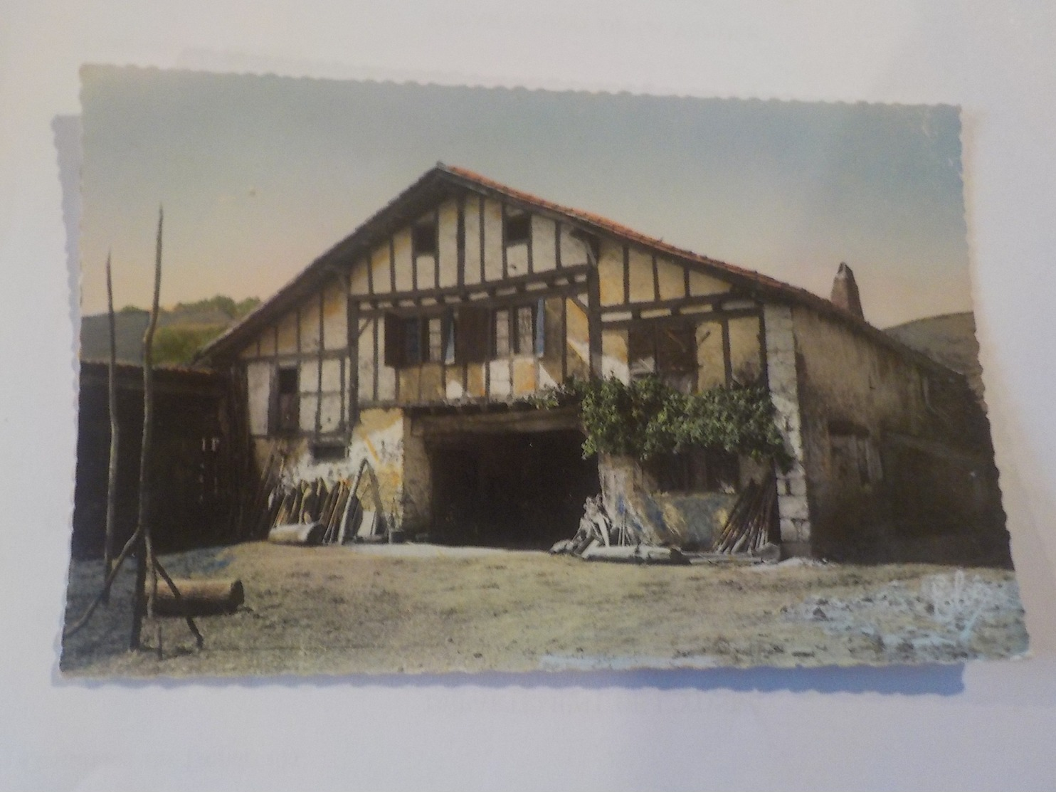 CPSM  VEILLE FERME DANS LE PAYS BASQUE  NON VOYAGEE - Other & Unclassified