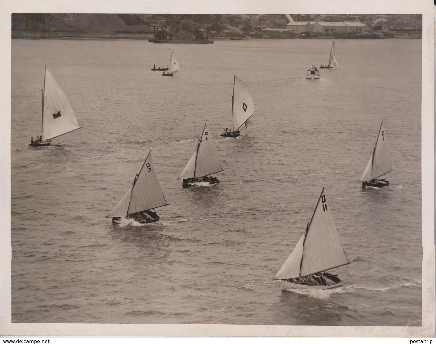 POPULAR HARBOR SPORT RACING 12 FT SYDNEY HARBOR AUSTRALIA   21*16CM Fonds Victor FORBIN 1864-1947 - Barcos