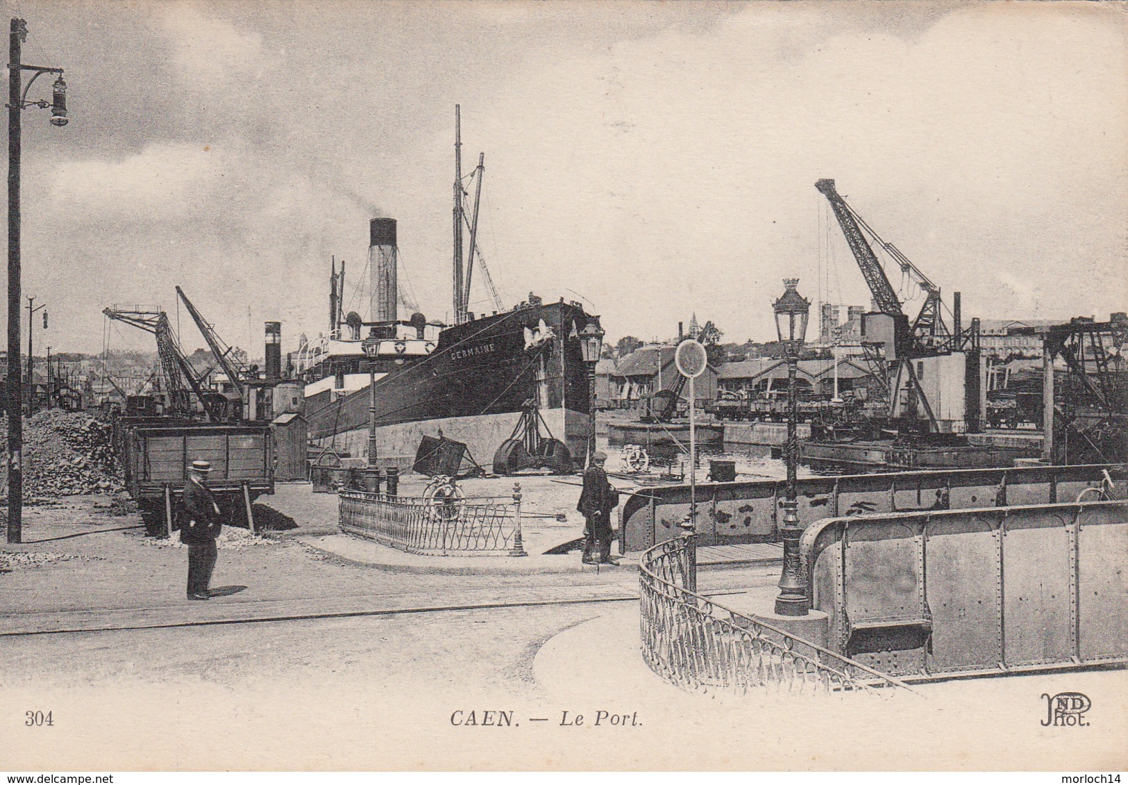 CAEN : Le Port N°6 - Caen