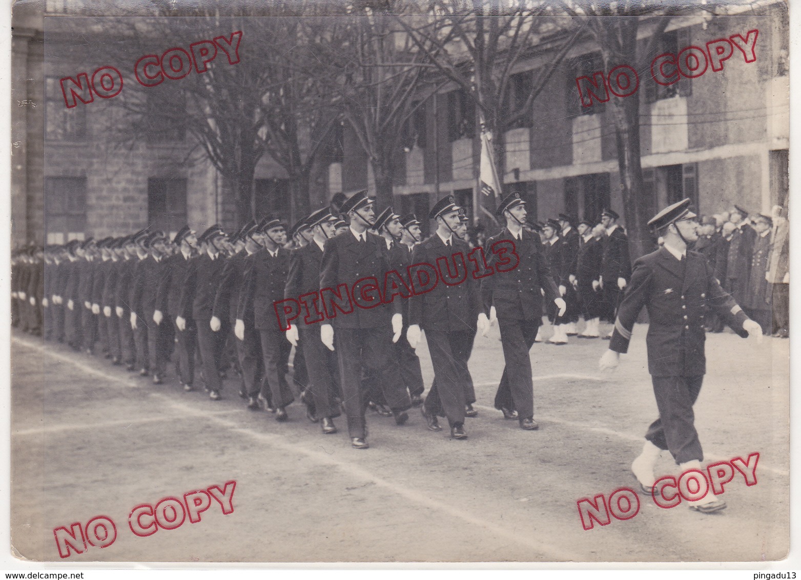 Au Plus Rapide Bordeaux Baptême Promotion 1946 Ecole De Santé Navale Médecine Militaire Médecin Beau Format 13 Par 18 Cm - Guerre, Militaire