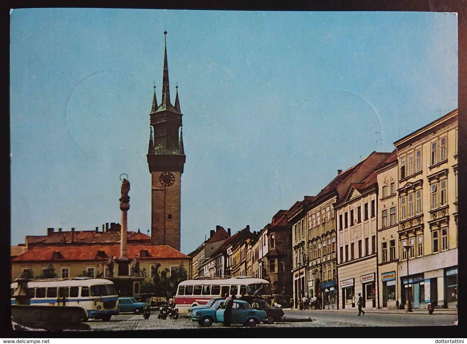 ZNOJMO - Namesti Miru S Radnici - CZECH REPUBLIK - Ceskoslovensko -   Vg - Repubblica Ceca