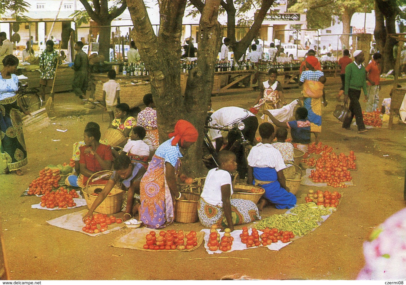 Malawi - Market Scene - Malawi