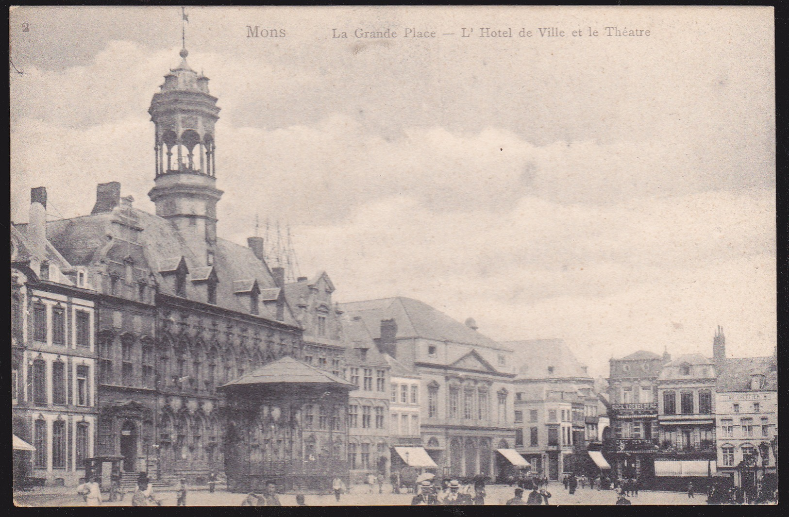 00122 - Mons, La Grande Place - L'Hotel De Ville Et La Theatre - Mons