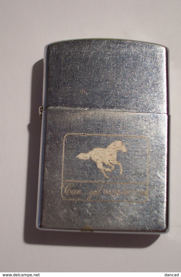 ZIPPO   ?  - BRIQUET  ESSENCE  ( Z - 16  ) - CHEVAL - Zippo