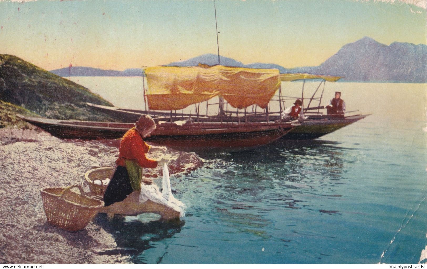 AM43 Italy, Social History - Fishing Boat, Lady Washing In River - Other & Unclassified