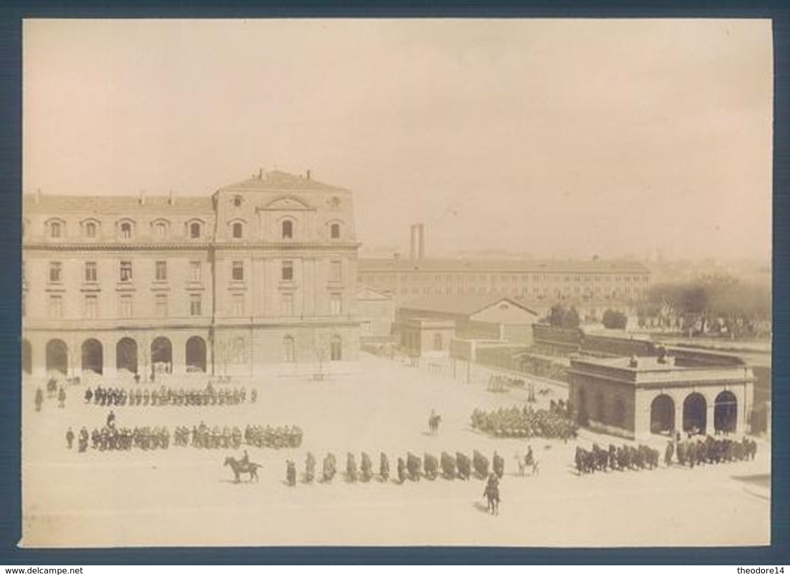 13 Marseille Caserne St Charles Regiment Militaria Militaire Photo Originale Collée Sur Papier 8 X 11 Cm - Guerre, Militaire