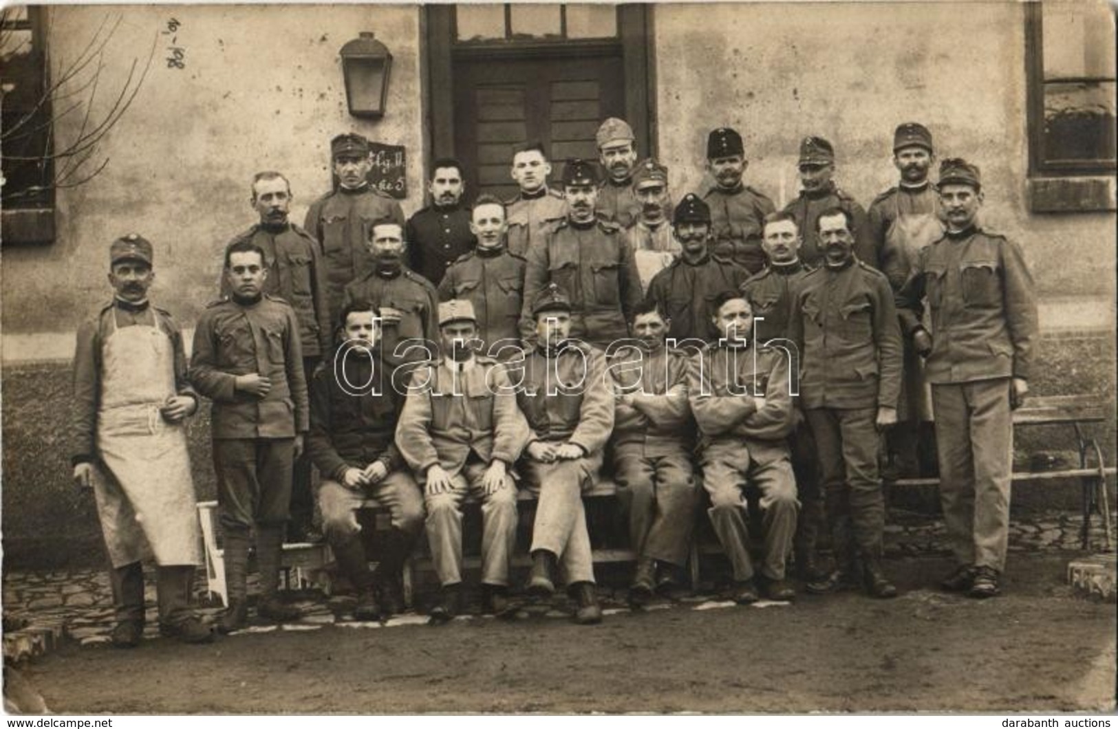 T2/T3 1916 Litomerice, Leitmeritz; K.u.K. Reservespital / Austro-Hungarian Military Reserve Hospital With Soldiers. Phot - Zonder Classificatie