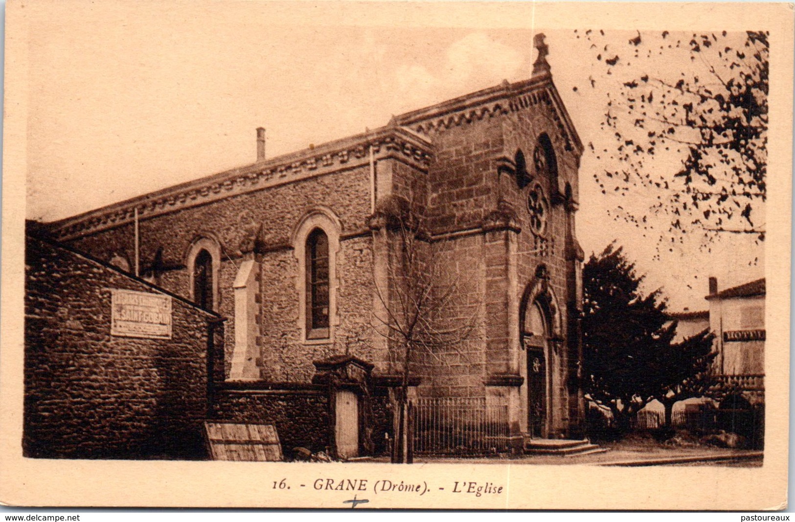 26 GRANE - L'église - Autres & Non Classés