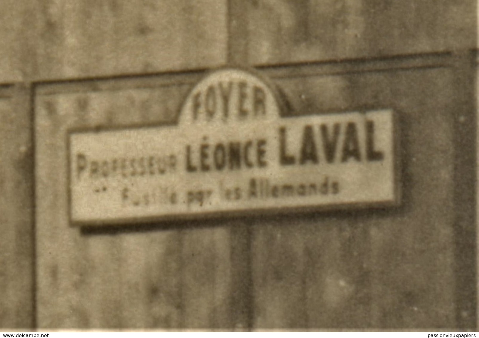 PHOTO   ROYAN FOYER LEONCE LAVAL ECOLE RECONSTRUITE (PERPIGNA ?)APRES GUERRE (Années 40 Début 50 ?) - Royan