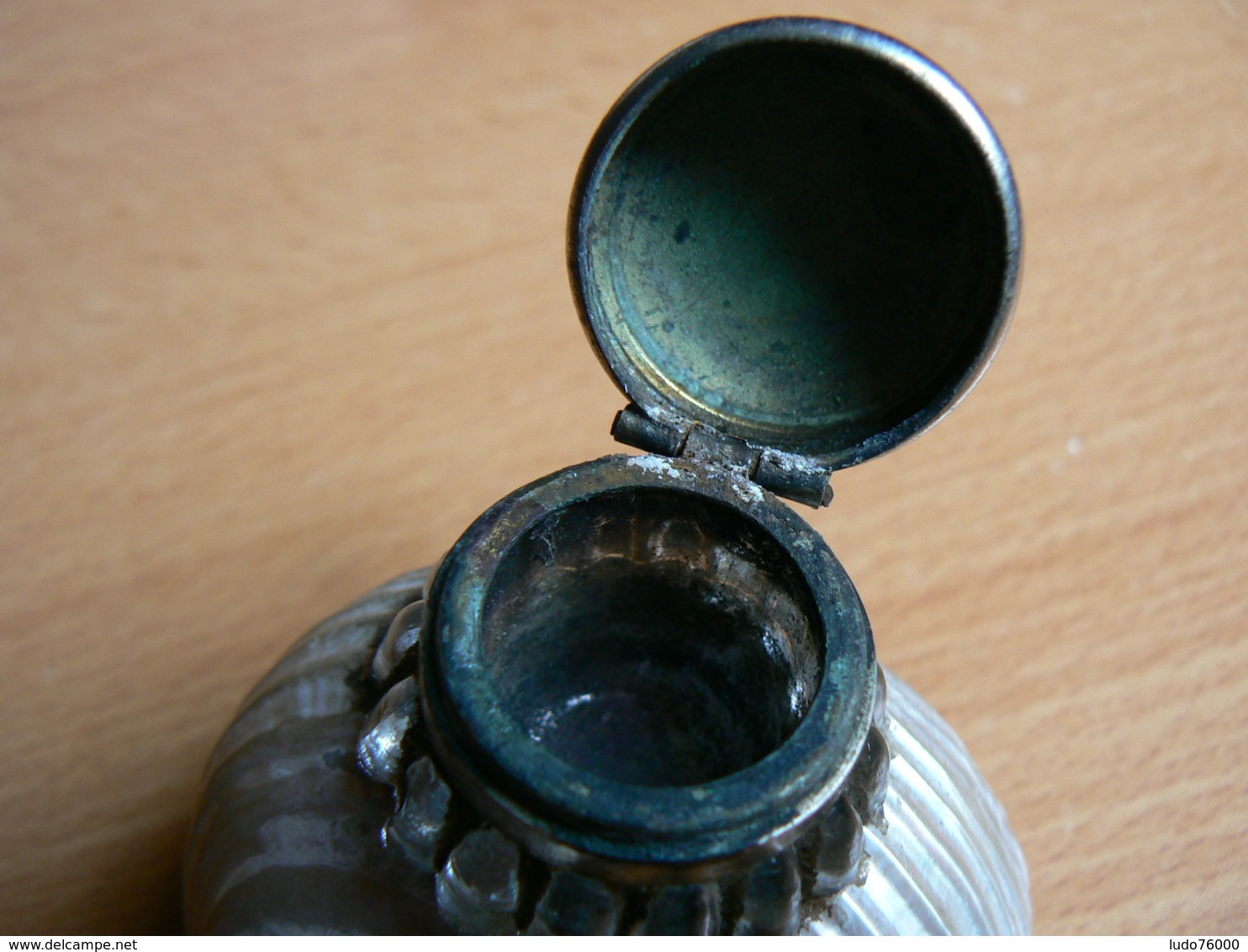 ENCRIER EN COQUILLAGE - Inkwells