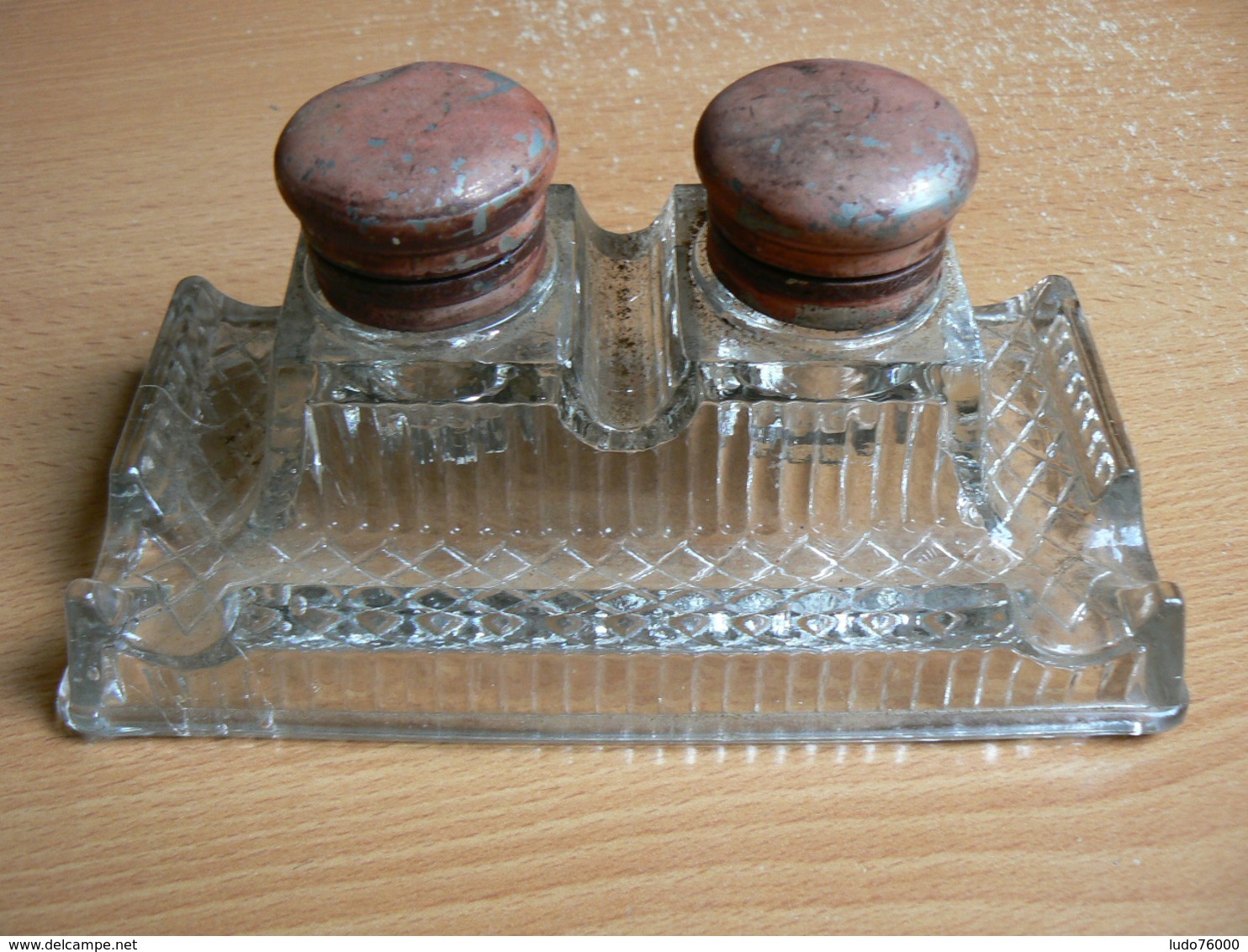 ENCRIER DOUBLE EN VERRE COUVERCLE EN METAL - Inkwells