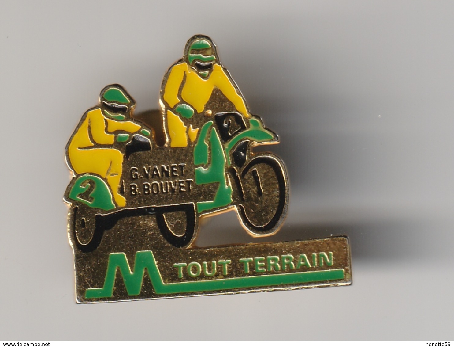 Pin's MOTO TOUT TERRAIN - SIDE CAR CROSS - Champions = G. VANET Et B. BOUVET - Motos