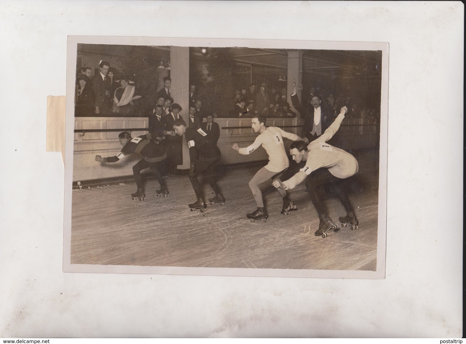 SKATING AT HOLLAND PARK SKATING RINK GREAT BRITAIN CHAMPIONSHIP  EGLINTON 20*15CM Fonds Victor FORBIN 1864-1947 - Deportes