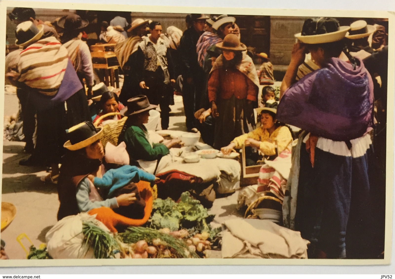 (684) Peru - Huancayo - Market Scene - Onions - Pérou