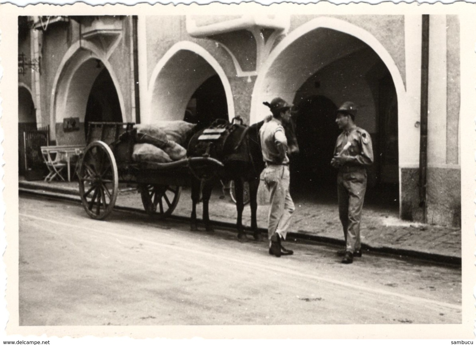 Foto Von Sterzing - Bögen Mit Pferdefuhrwerk Davor Ca 1950 10x7 Cm - Vipiteno