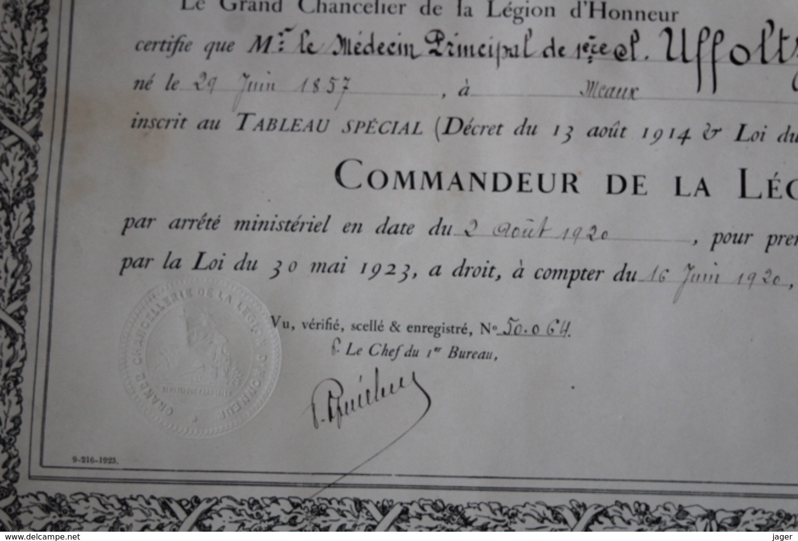 Diplome De  La Legion COMMANDEUR  Medecin Principal 1 Ere Classe 1923 - Diplômes & Bulletins Scolaires