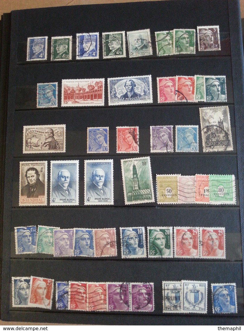 lot n° 704 FRANCE coll. 1900 / 1975 neufs ou obl.. dans un gros classeur