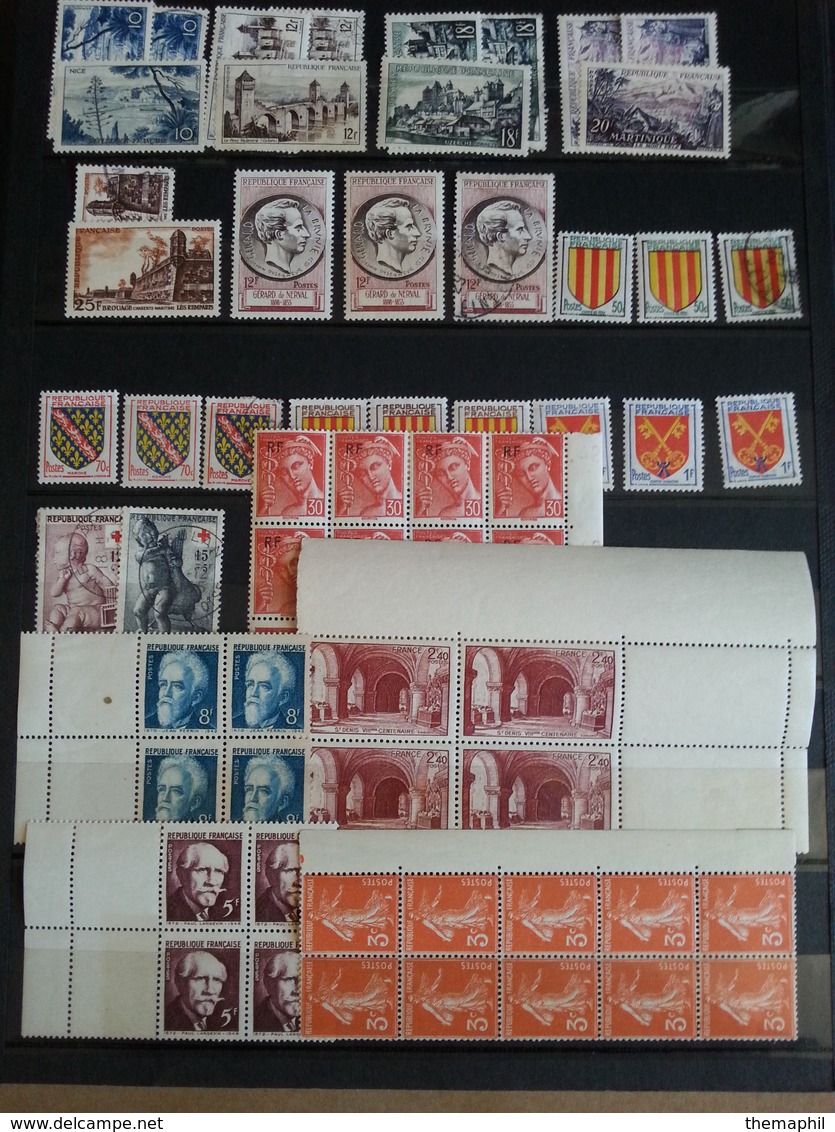 lot n° 704 FRANCE coll. 1900 / 1975 neufs ou obl.. dans un gros classeur