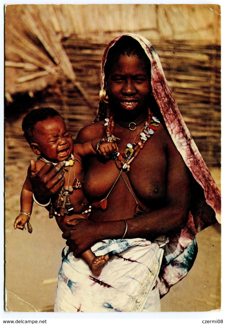 Gambia - Mother And Child - Woman - Femme - Gambia