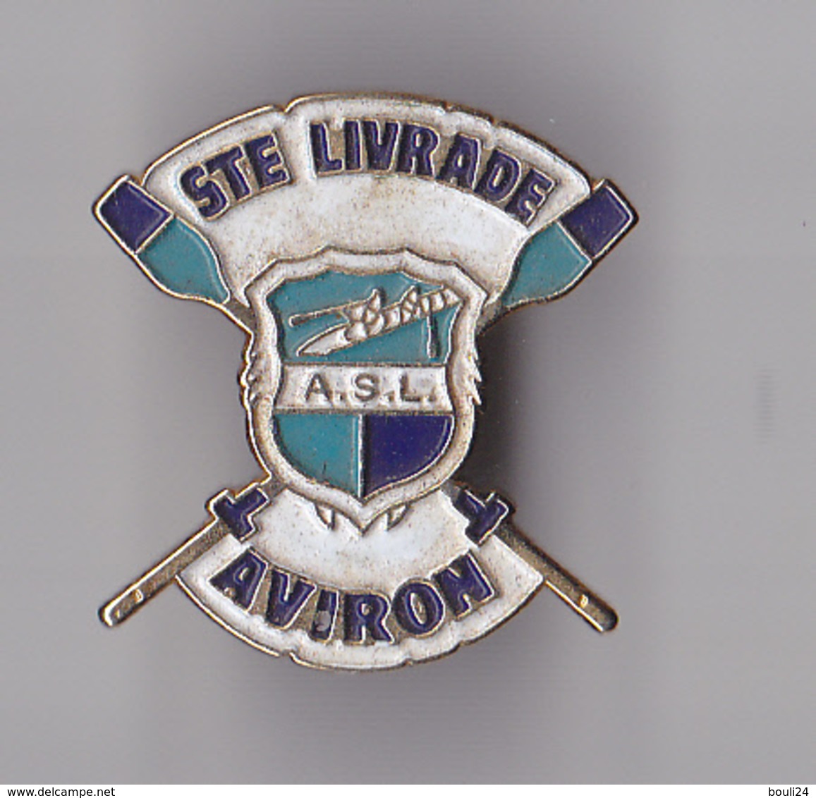 PIN'S THEME SPORT AVIRON SAINTE LIVRADE  EN  LOT ET GARONNE - Aviron