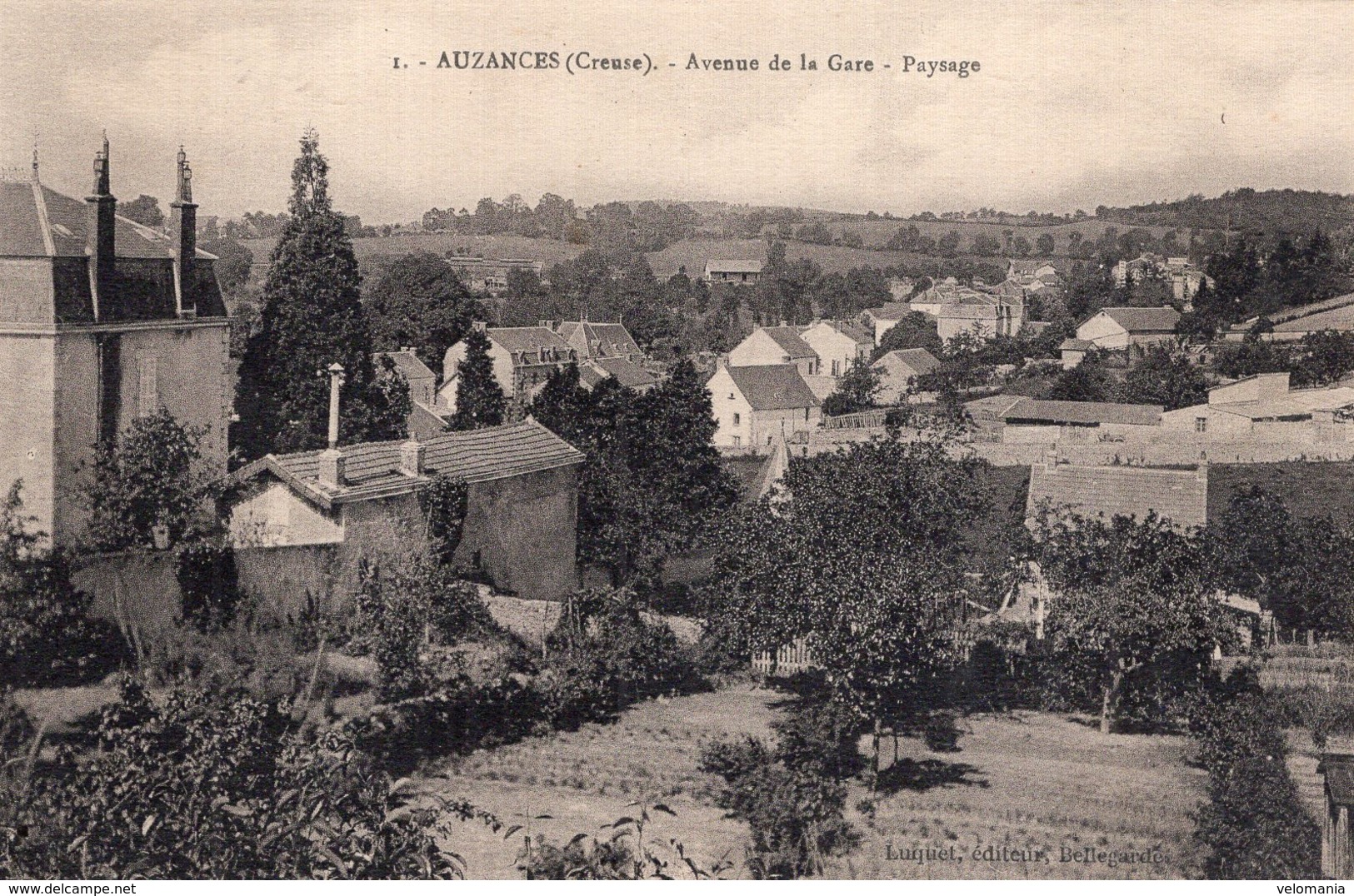 S2493 Cpa 23 Auzances - Avenue De La Gare - Paysage - Auzances