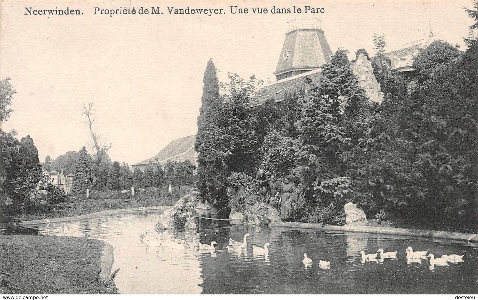 Propriété De M. Vandeweyer - Une Vue Dans Le Parc Neerwinden - Landen