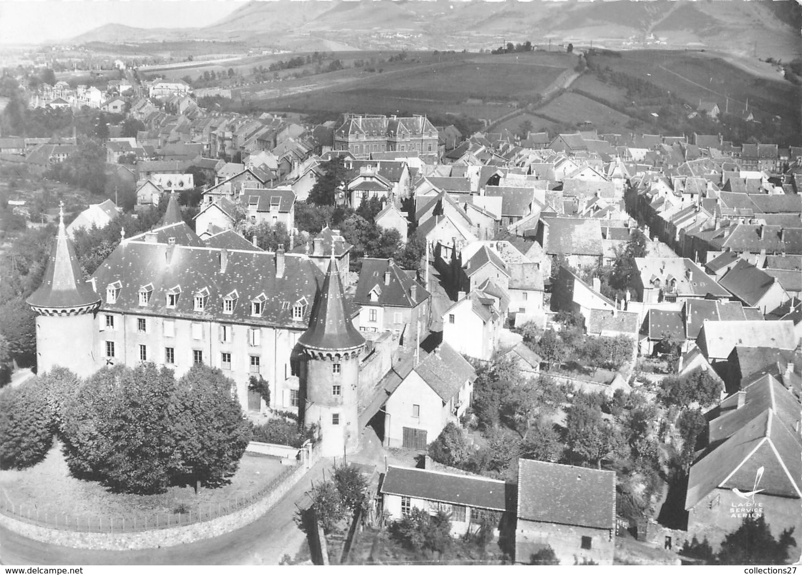 38-LA-MURE- VUE DU CIEL  LE CHATEAU - La Mure