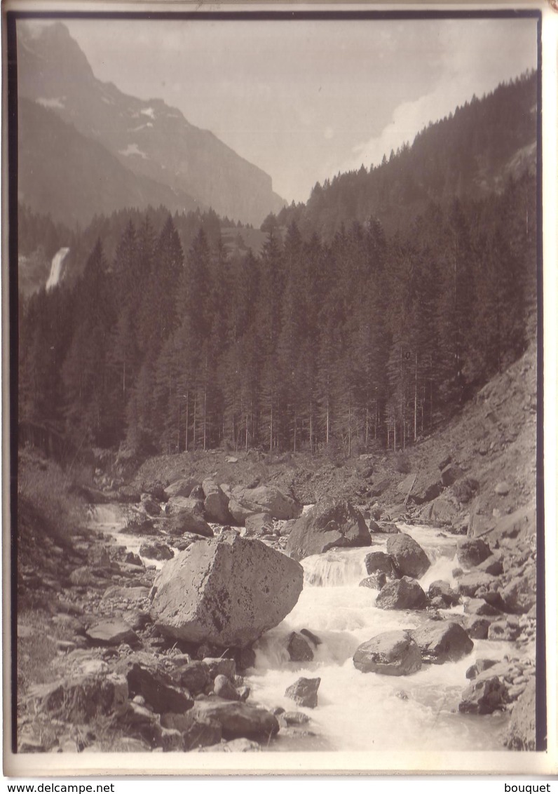 HAUTE SAVOIE - SIXT , ENVIRONS DE SIXT - PHOTO - RIVIERE , CASCADE DU ROUGET A GAUCHE - Lieux