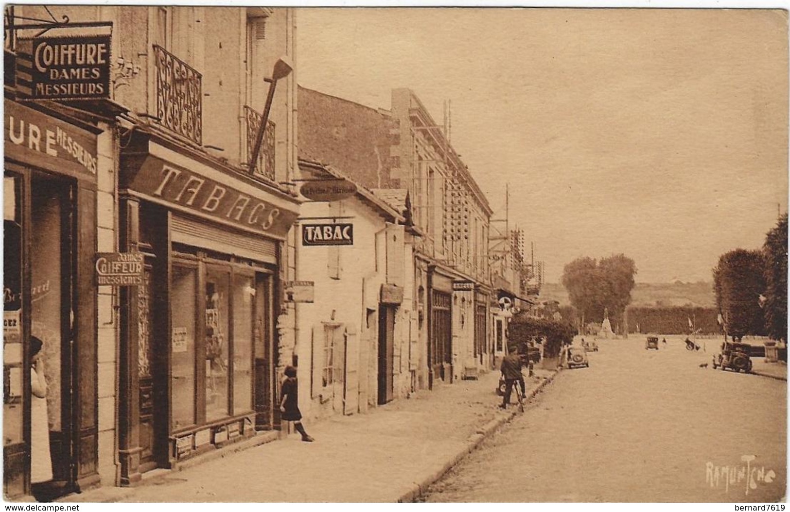 17  Saint Maixent Avenue Gambetta  Vers Les Allees Vertes - Autres & Non Classés