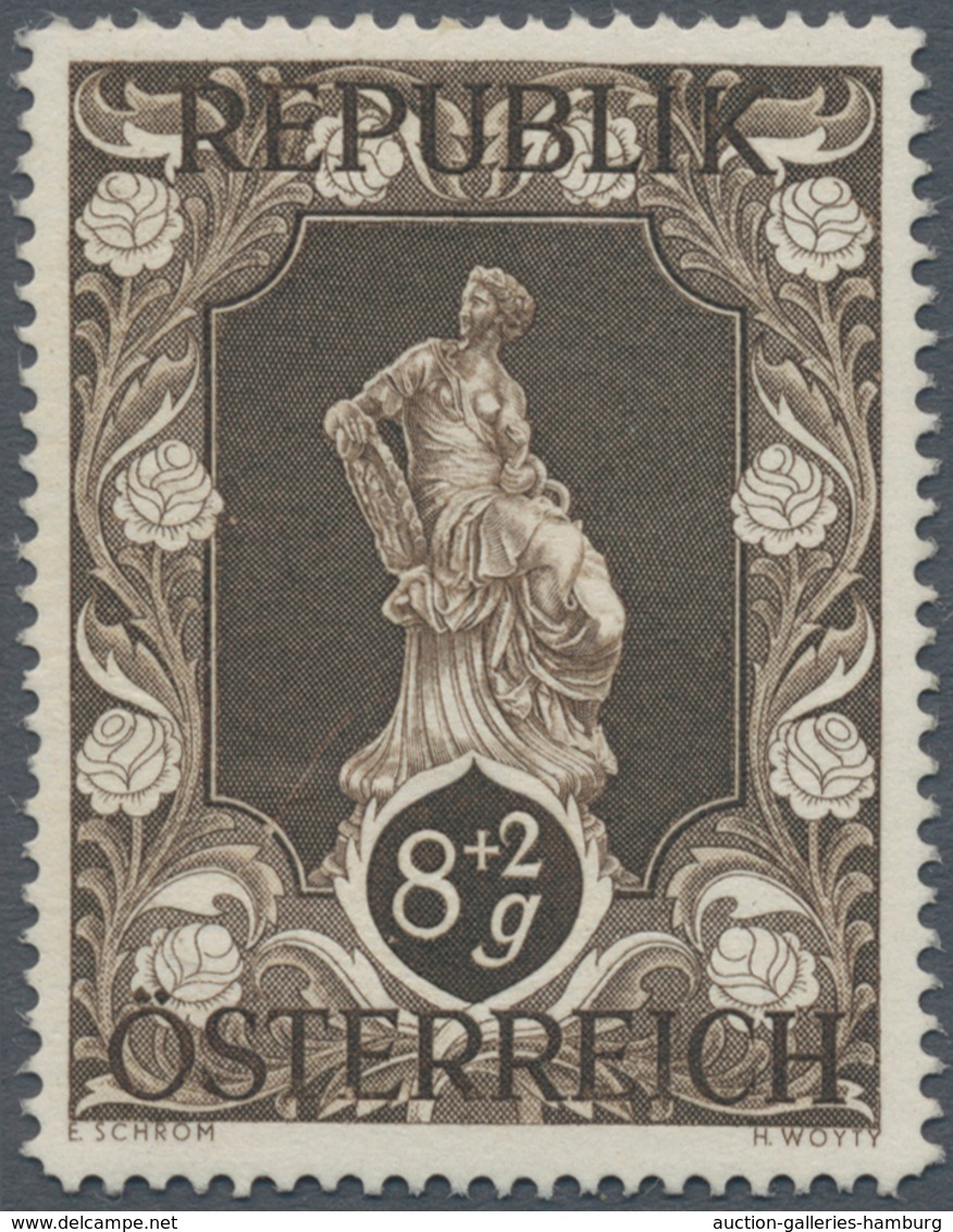 Österreich: 1947, 8 Gr. + 2 Gr. "Kunstausstellung", 23 (meist) verschiedene Farbproben in Linienzähn