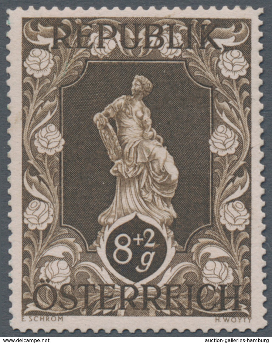 Österreich: 1947, 8 Gr. + 2 Gr. "Kunstausstellung", 18 (meist) verschiedene Farbproben in Linienzähn