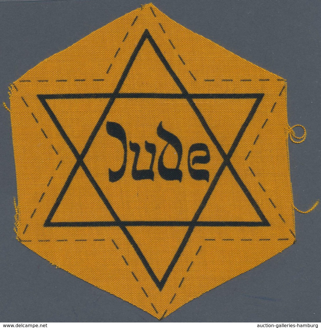 Thematik: Judaika / Judaism: Ca. 1940, Original Gelber "Judenstern" Ungetragen Und Noch Unbeschnitte - Sin Clasificación