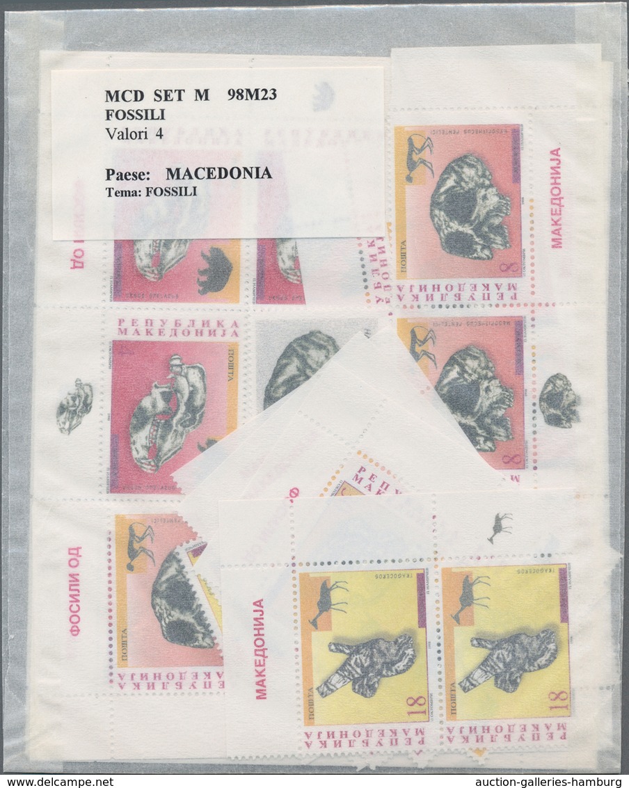 Mazedonien: 1995/2000, Accumulation With Mostly MNH Sets, Souvenir And Minature Sheets, Additionally - Macedonia Del Norte