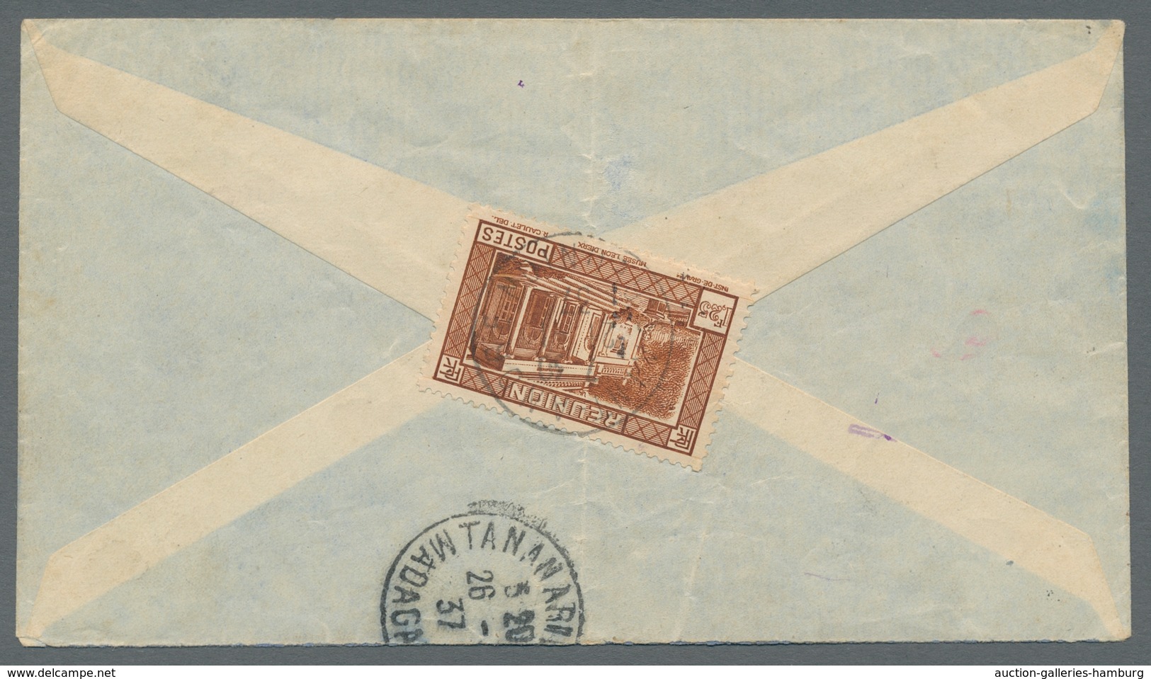 Reunion: 1917-75, Reichhaltige Sammlung Von 100 Briefen Und Karten Im Briefealbum, überwiegend Luftp - Autres & Non Classés