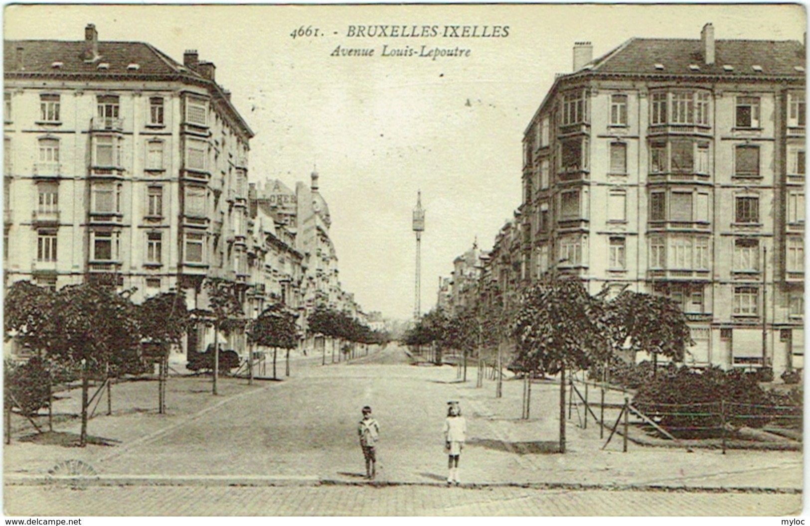 Bruxelles. Ixelles. Avenue Louis Lepoutre. Attention Pliure Coin Droit En Bas. - Lanen, Boulevards