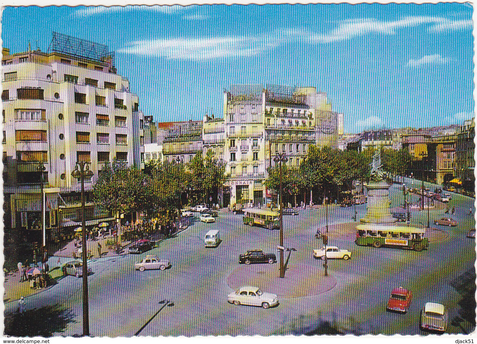 75 - PARIS - La Place Clichy - Années 70 - 80 / Voitures, Autocars - Squares