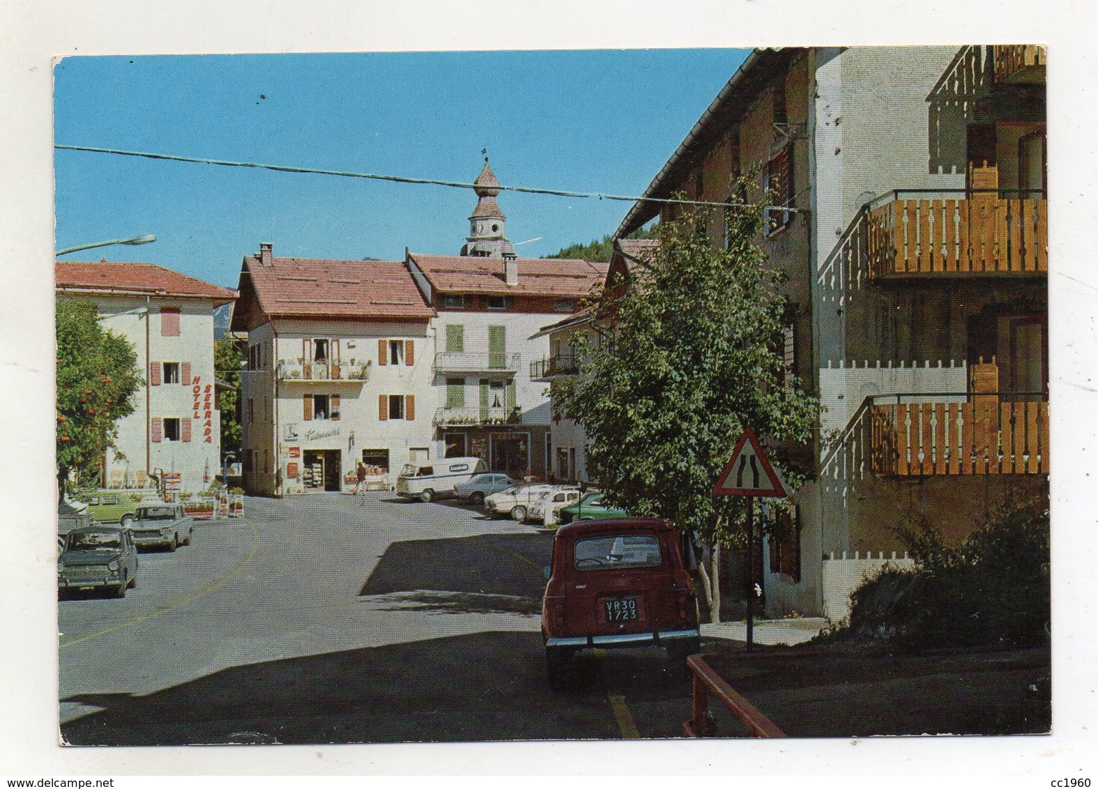 Serrada Di Folgaria (Trento) - Il Centro - Sulla Sinistra Albergo Serrada - Viaggiata Nel 1996 - (FDC16556) - Trento