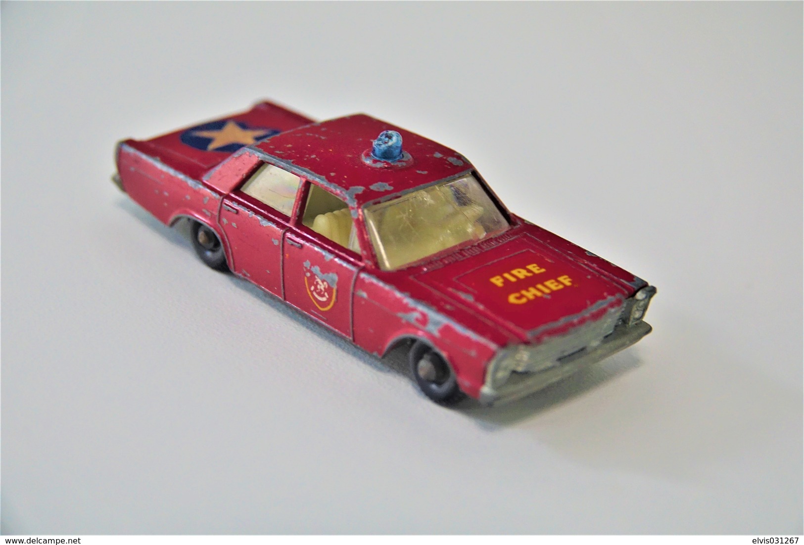 Matchbox Lesney 59C FORD GALAXIE FIRE CHIEF CAR - Regular Wheels, Issued 1966 - Matchbox