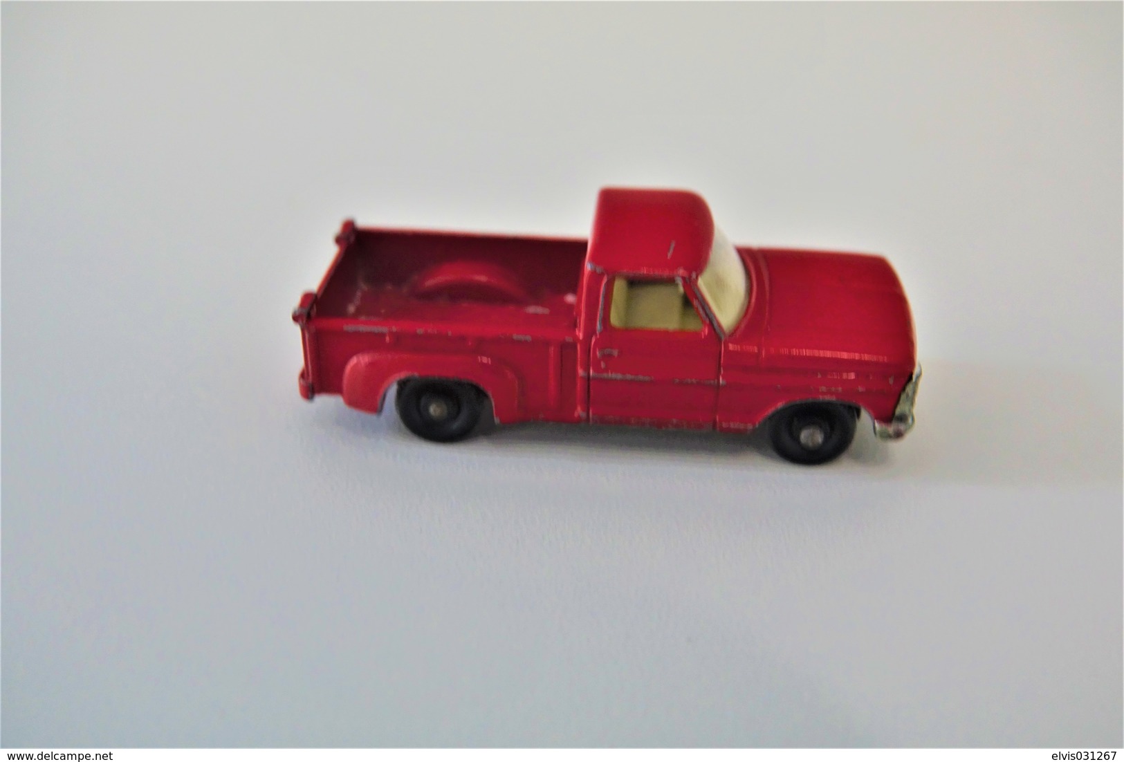 Matchbox Lesney 6D2 FORD PICKUP TRUCK - Regular Wheels, Issued 1968 - Matchbox (Lesney)