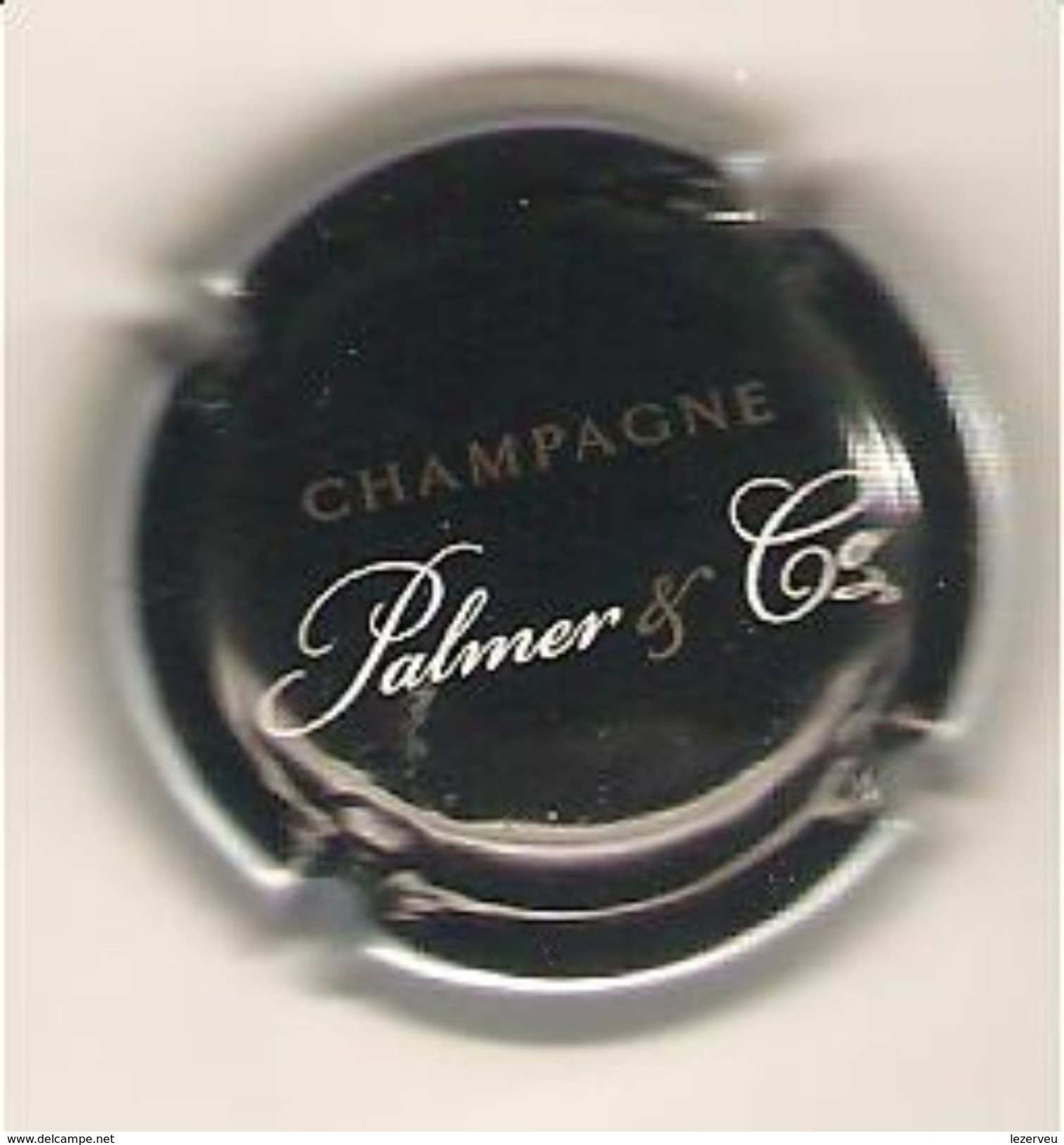 CAPSULE DE MUSELET CHAMPAGNE PALMER ET CO  REIMS ( Blanc Et Or Sur Noir Contour GRIS) - Palmer