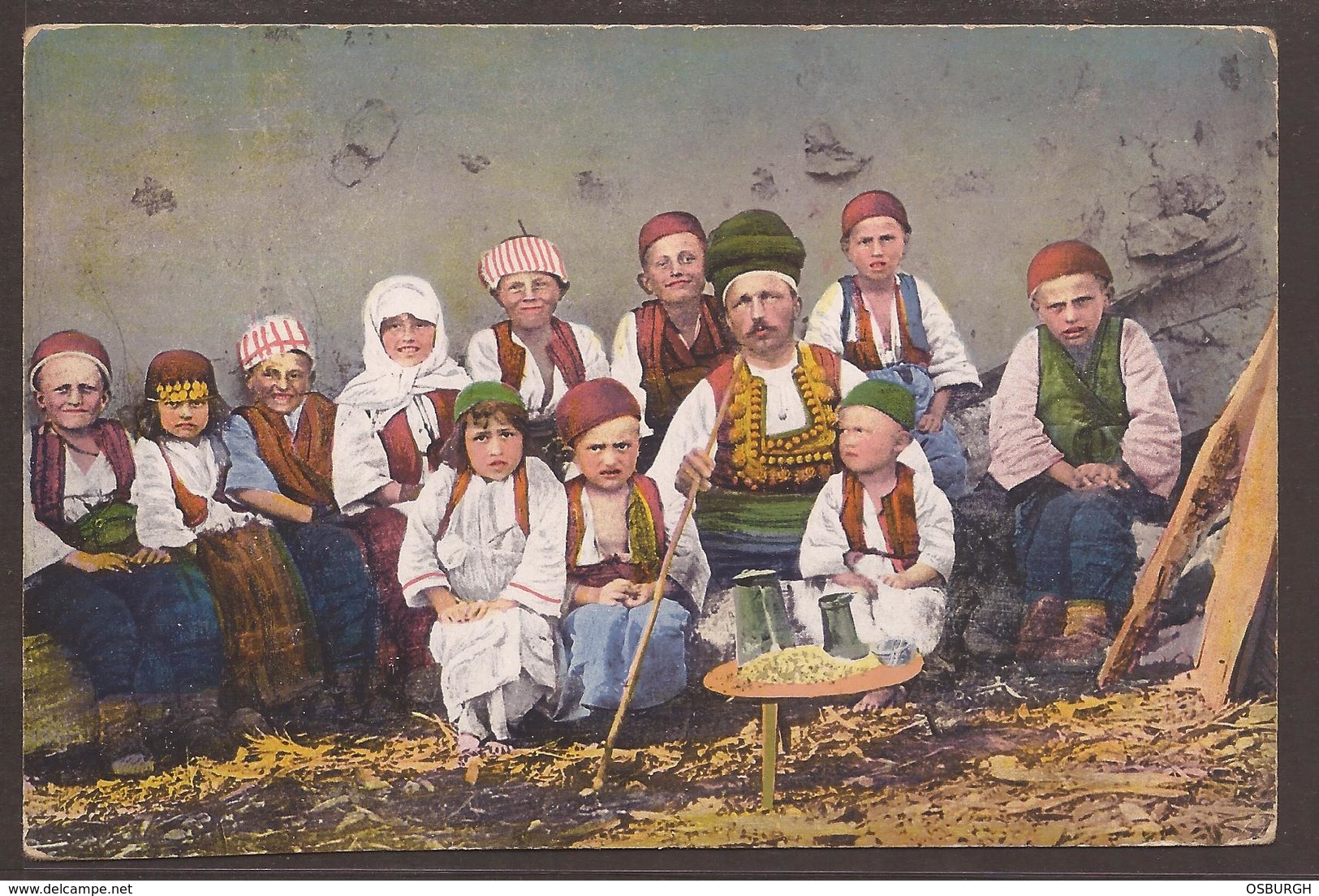 AUSTRIA / BOSNIA. 1916. POSTCARD OF MAN WITH A LONG PIPE AND ELEVEN CHILDREN. DOBOJ CANCEL. USED. - Bosnia And Herzegovina