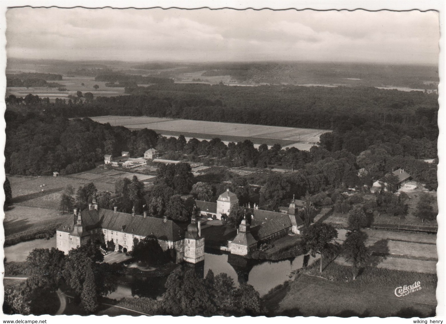 Dorsten - S/w Schloß Lembeck 2   Luftbild - Dorsten