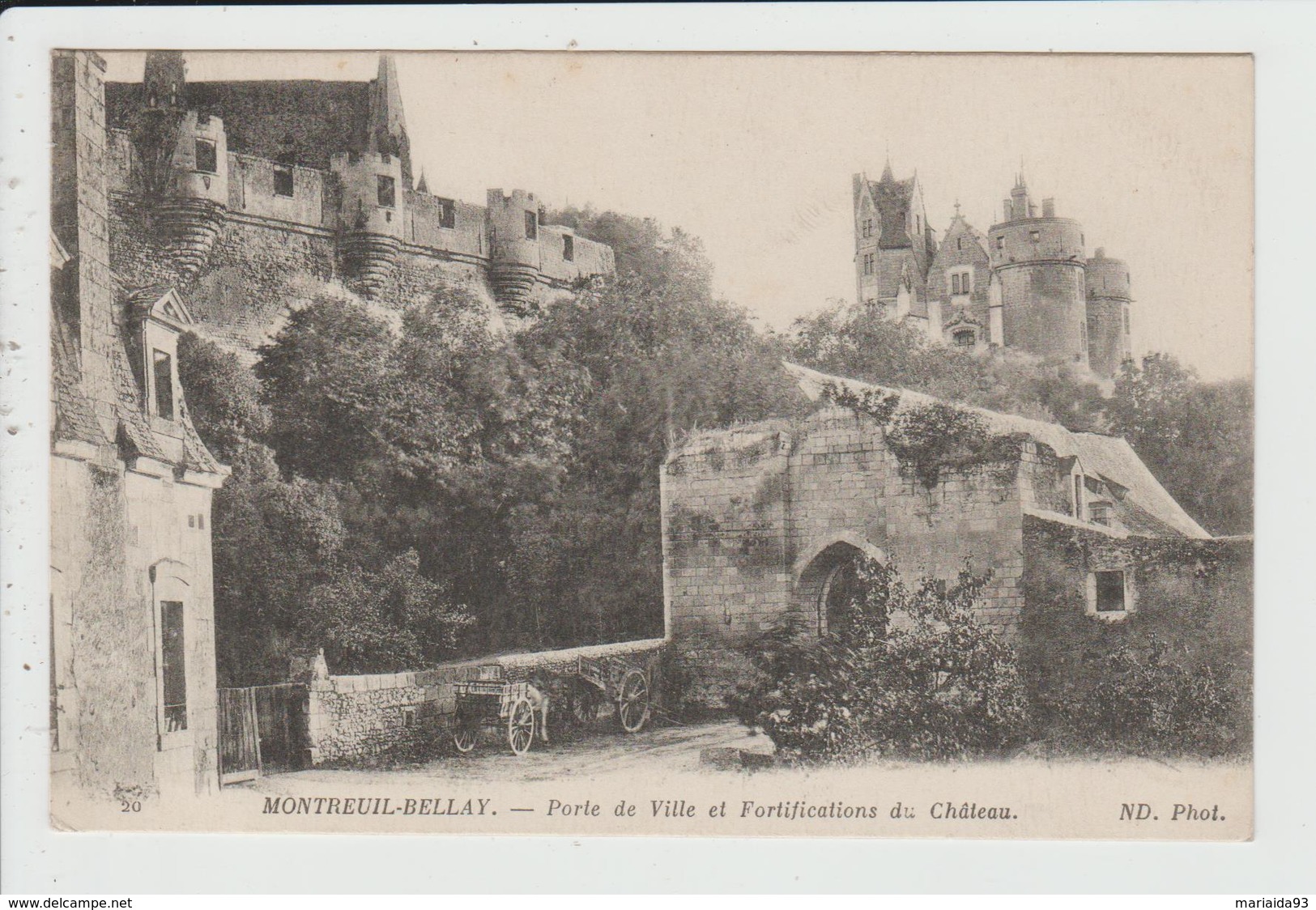 MONTREUIL BELLAY - MAINE ET LOIRE - PORTE DE VILLE ET FORTIFICATIONS DU CHATEAU - Montreuil Bellay