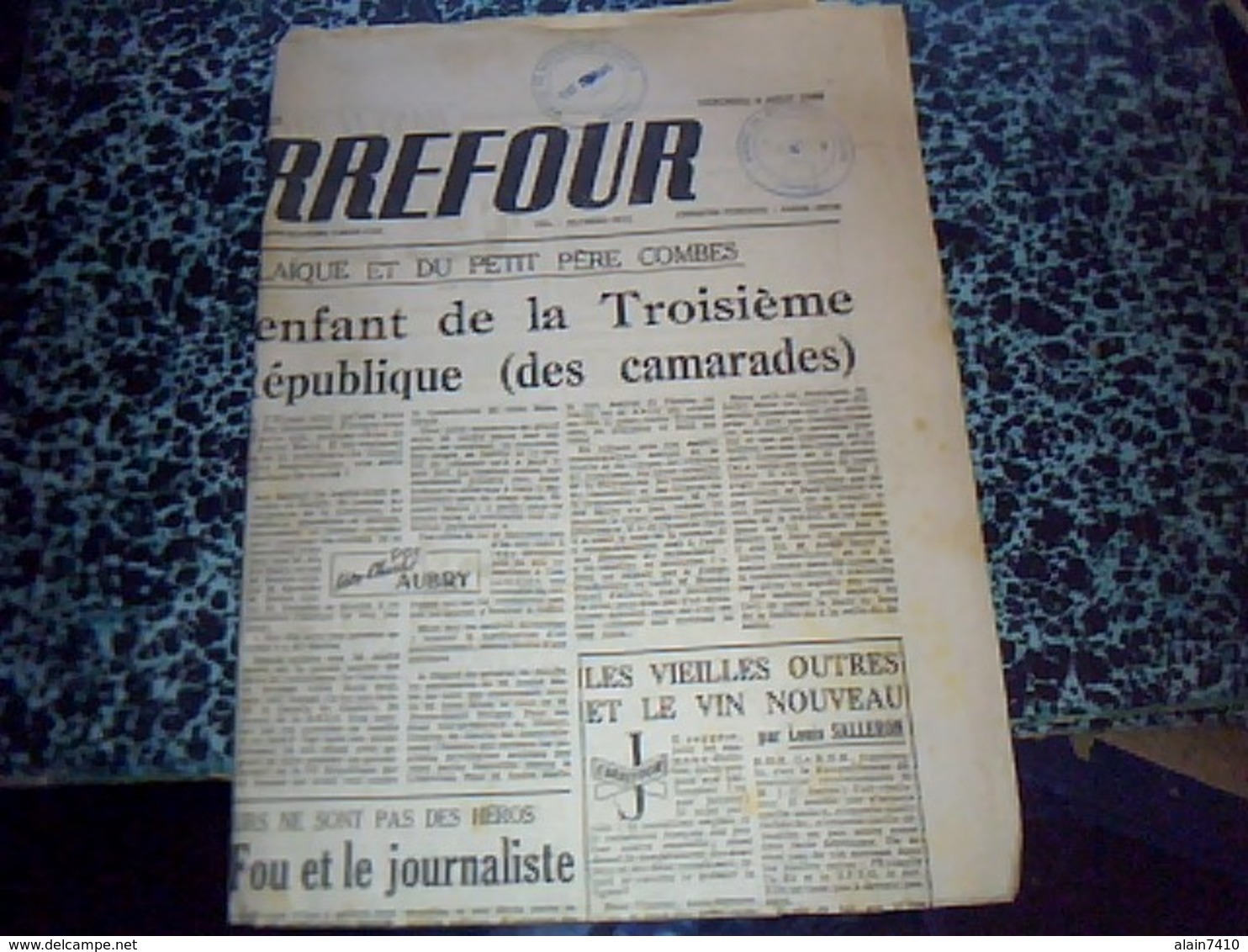 JOURNAL  "CARREFOUR"  4 AOUT 1948 CACHET MAIRIE DE  MEYRIGNAC L'EGLISE - Autres & Non Classés